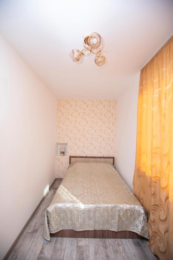 Modern Apartment In The Center With The View Of The Majestic Ararat Yerevan Luaran gambar