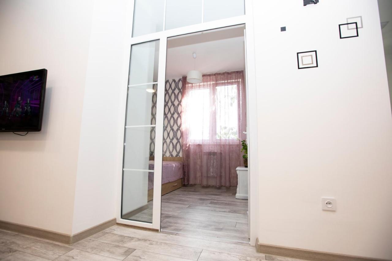 Modern Apartment In The Center With The View Of The Majestic Ararat Yerevan Luaran gambar